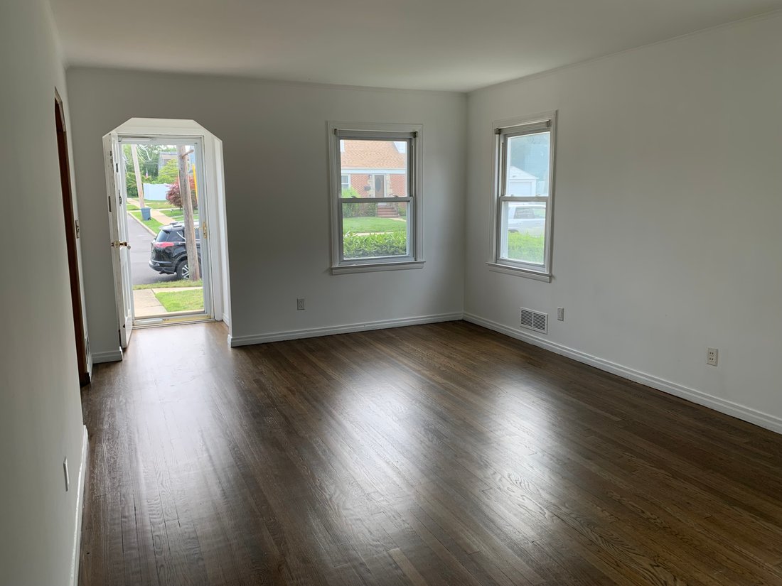 House in Garden City, New York, United States 5 - 13099404