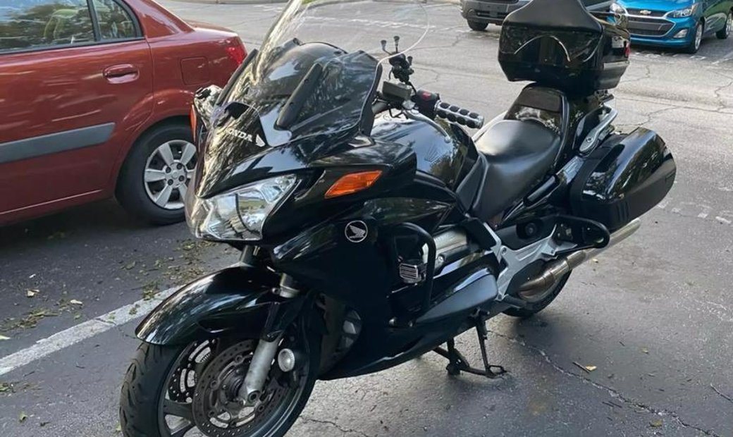 2009 honda st1300