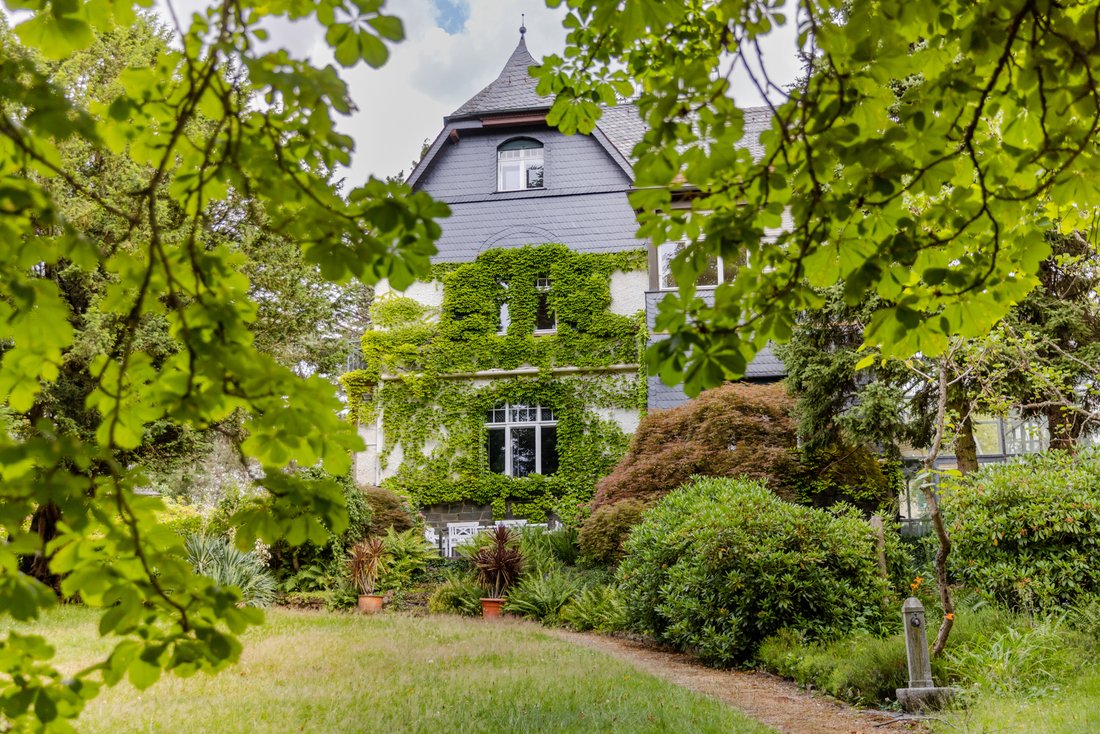 Stately Old Villa With Park Like Garden In Prime In Oberursel, Hessen