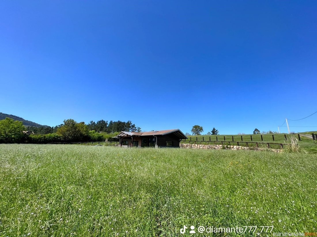 House For Sale With A Large Rustic In Berreaga Mendi, Basque Country