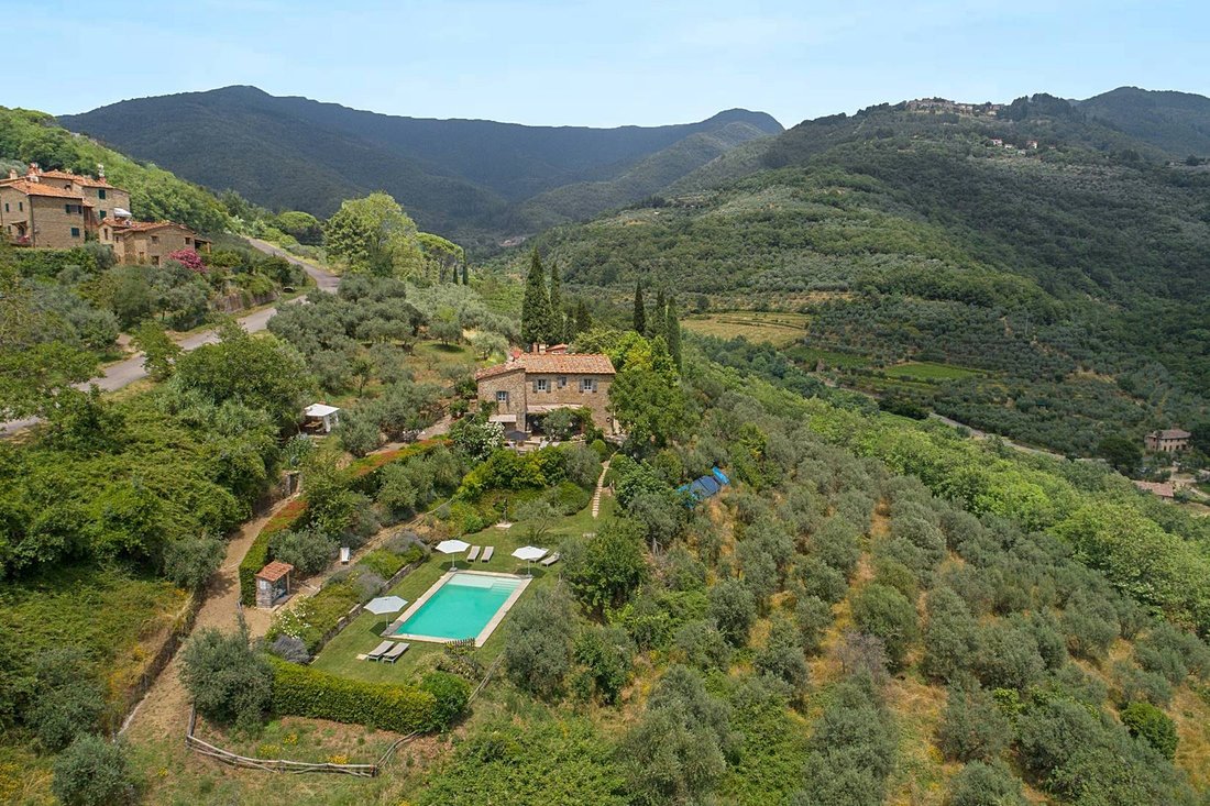 Country House in Loro Ciuffenna, Tuscany, Italy 3 - 13100948