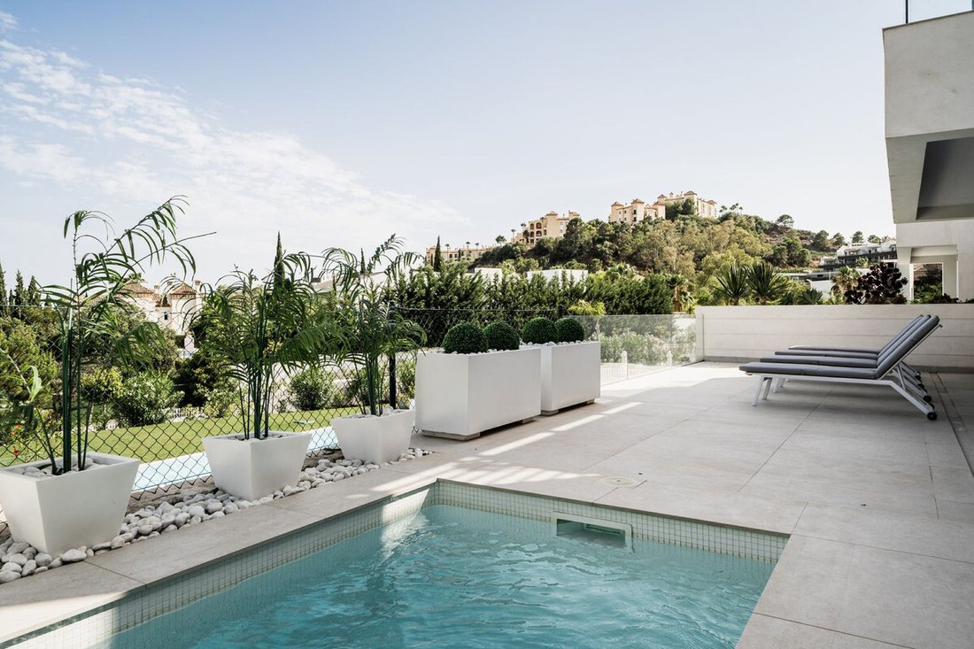 Apartment For Sale In La Quinta, Málaga In Málaga, Andalusia, Spain For