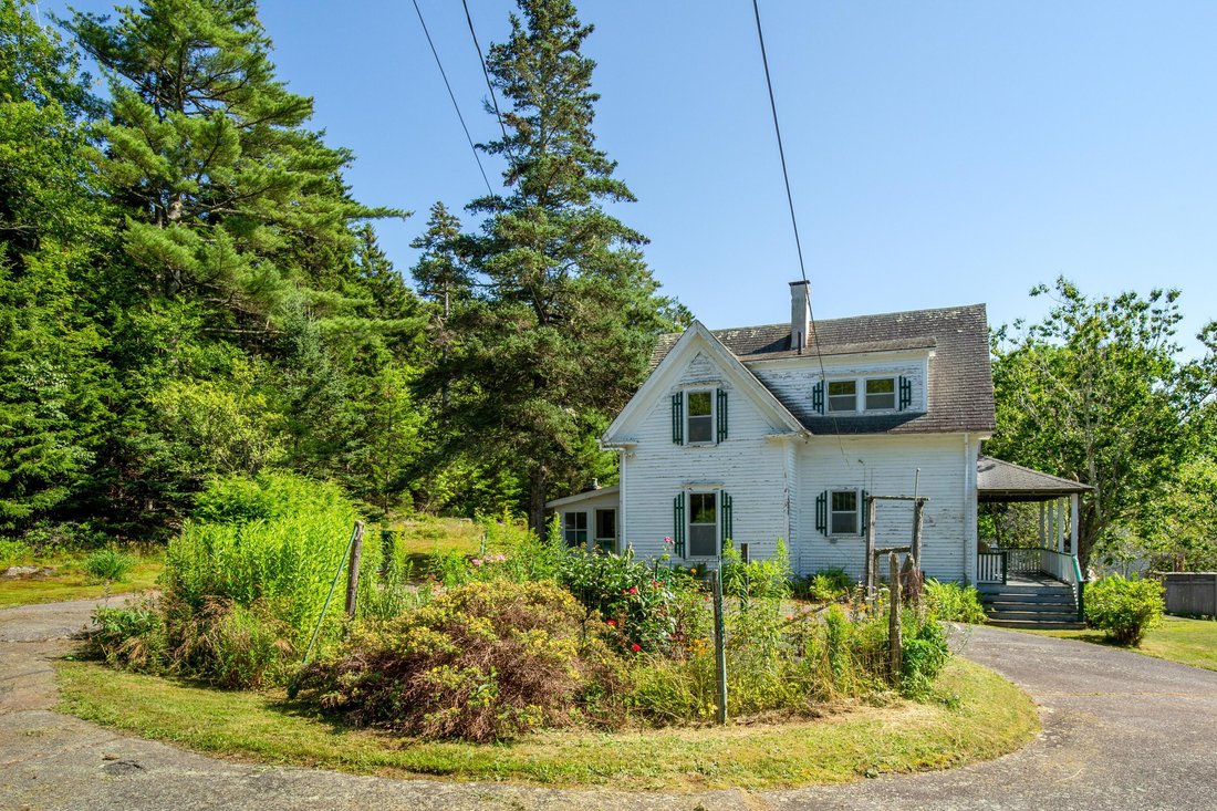 7 Champlain Drive In Mount Desert, Maine, United States For Sale (13103359)