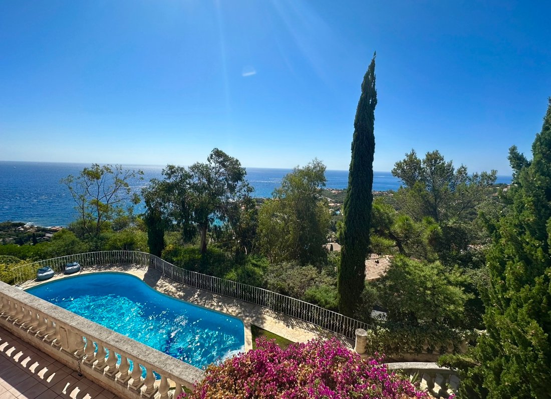 House In Roquebrune Sur Argens, Provence Alpes Côte D'azur, France For