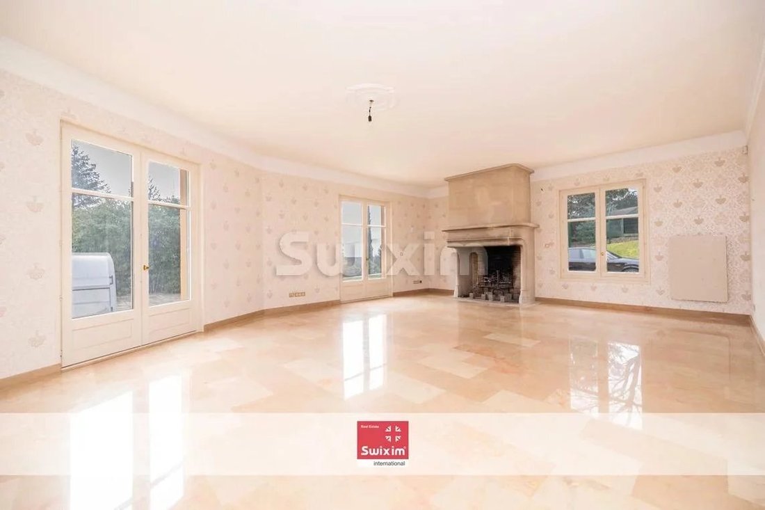 Gex House In Gex, Auvergne Rhône Alpes, France For Sale (13104513)