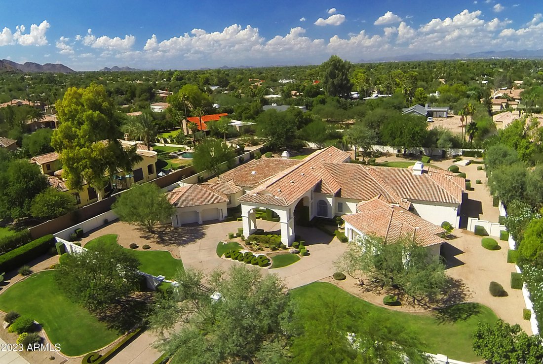 5 Bedrooms Single Family Detached In Paradise Valley, Arizona, United