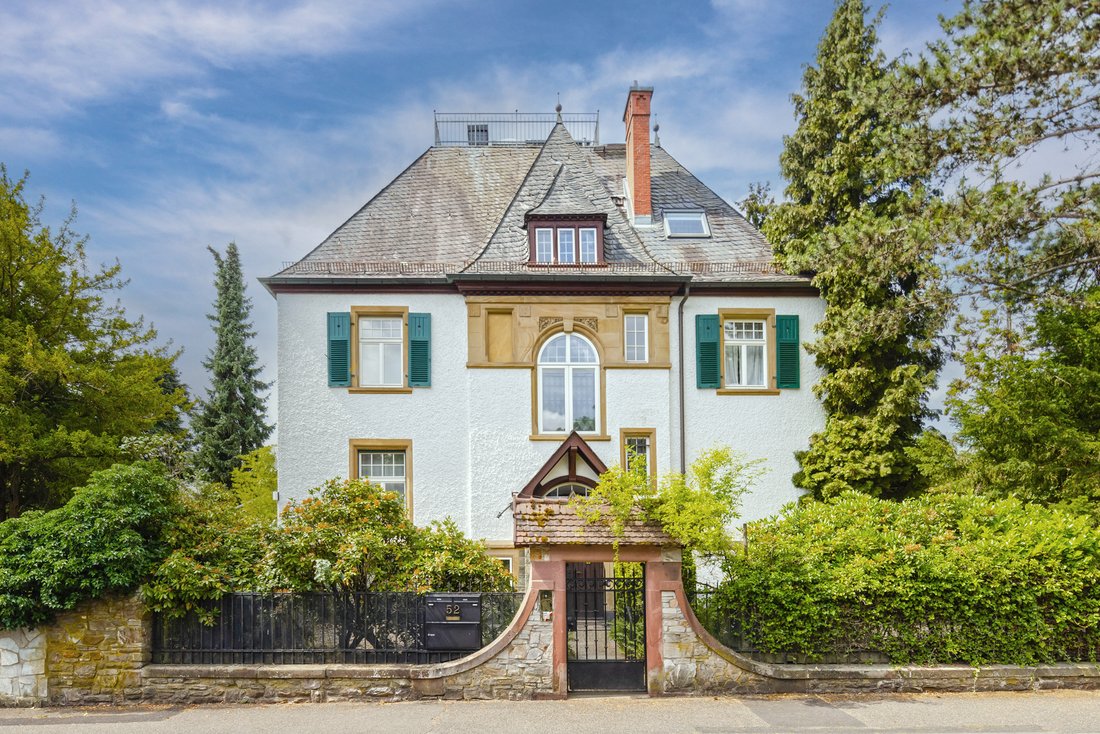 Stately Old Villa With Park Like Garden In Prime In Oberursel, Hessen