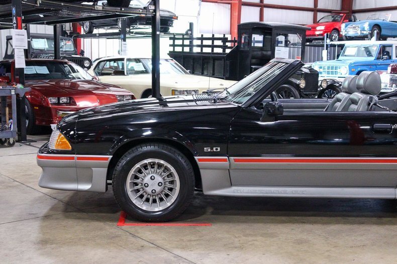 Cabriolet in Grand Rapids, MI, United States 2 - 13102681