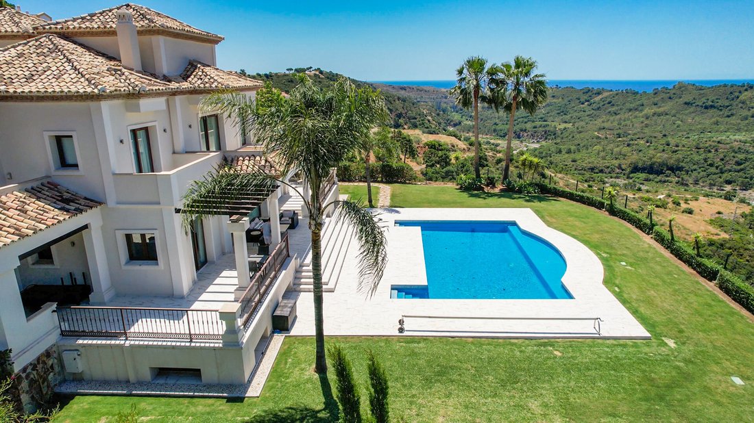 Villa in Benahavis, Andalusia, Spain 2 - 13102778