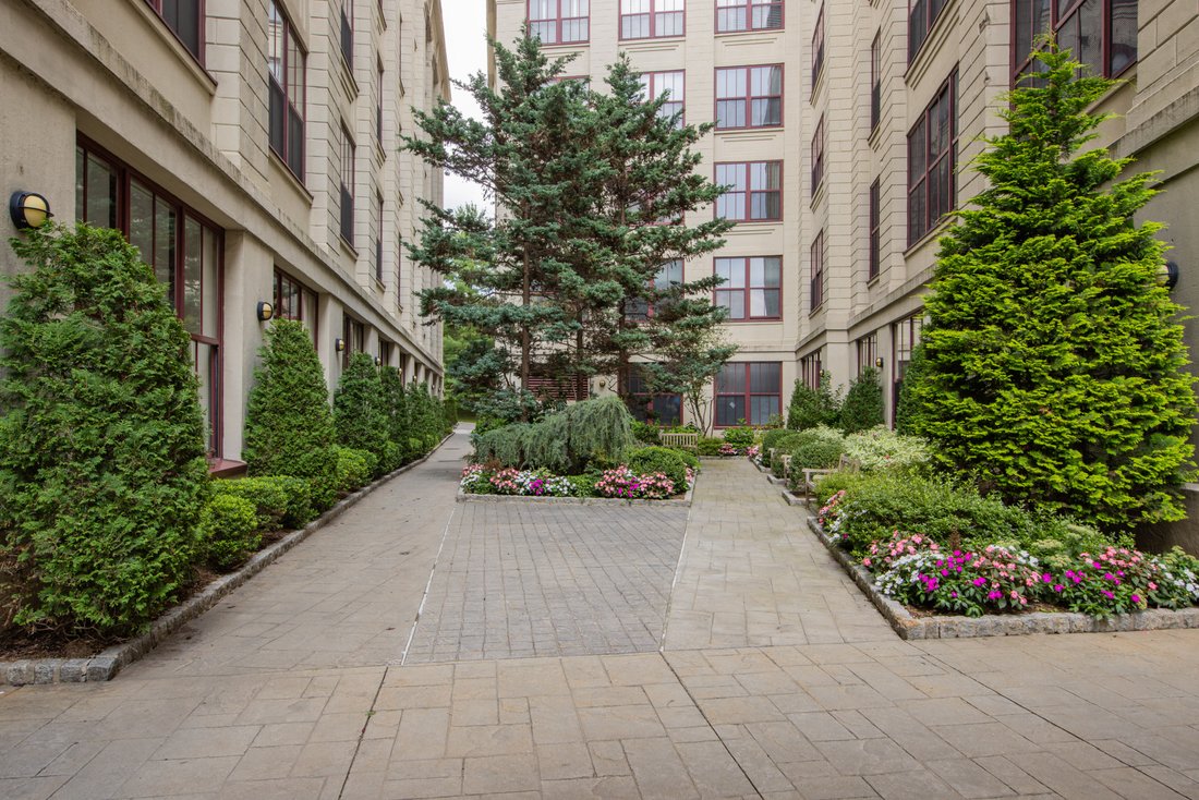 1 Scarsdale Road In Tuckahoe, New York, United States For Sale (13099709)