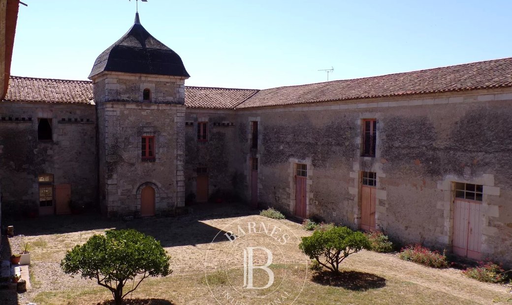 Vendée Historical Property In La Tranche Sur Mer, Pays De La Loire