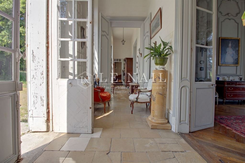 Magnificent Property With 18th Century Castle In The In Rouen, Normandy