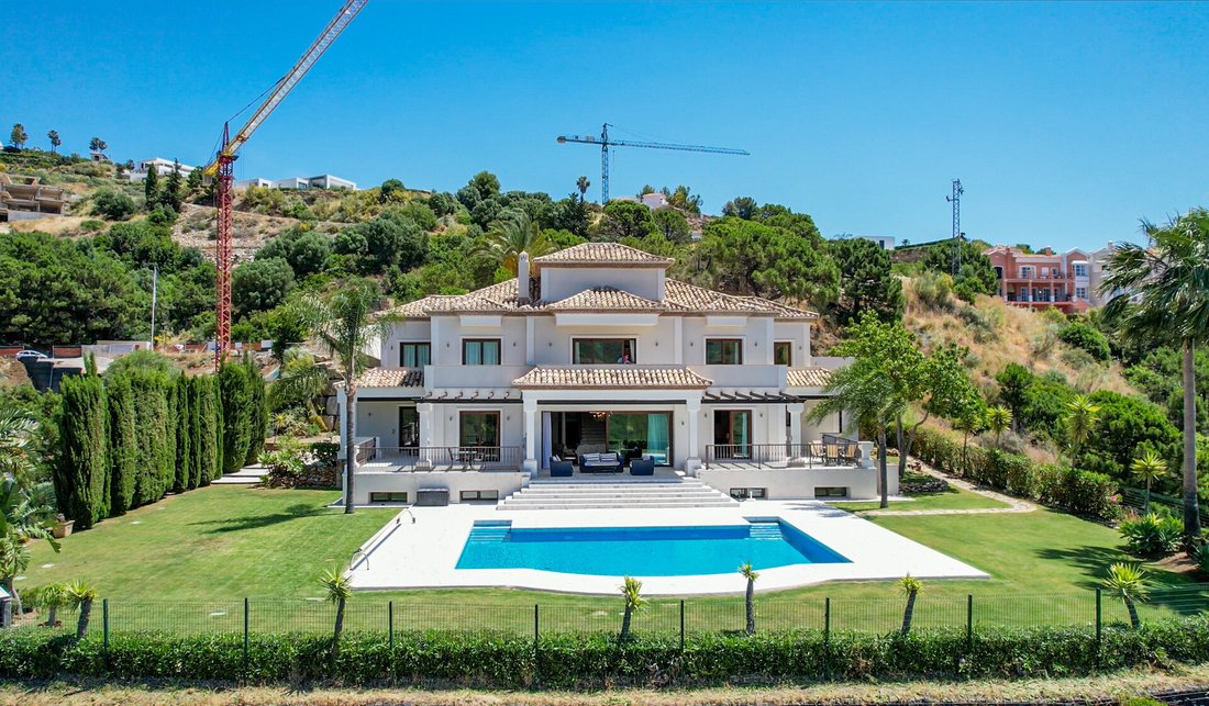 Villa in Benahavis, Andalusia, Spain 4 - 13102778