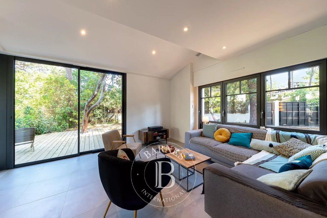 Villa Gaxuxa, For 10 People In La Teste De Buch, Nouvelle Aquitaine