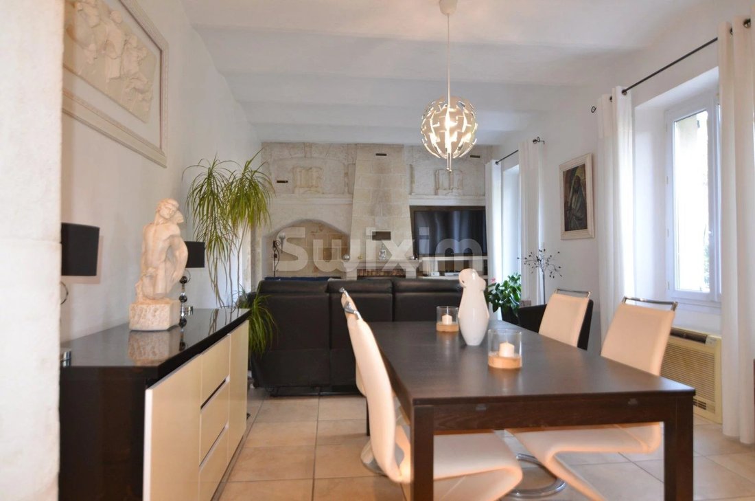 5 Rooms Apartment With Garden And In Grasse, Provence Alpes Côte D'azur