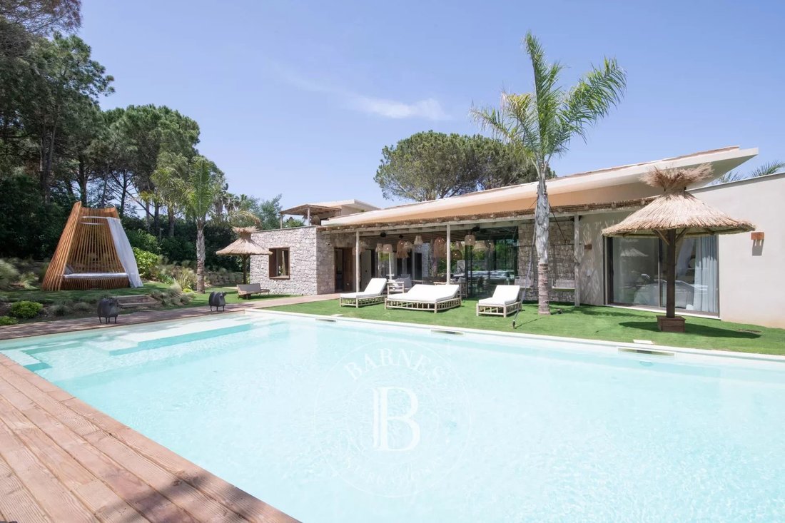 Villa in Ramatuelle, Provence-Alpes-Côte d'Azur, France 3 - 12034394