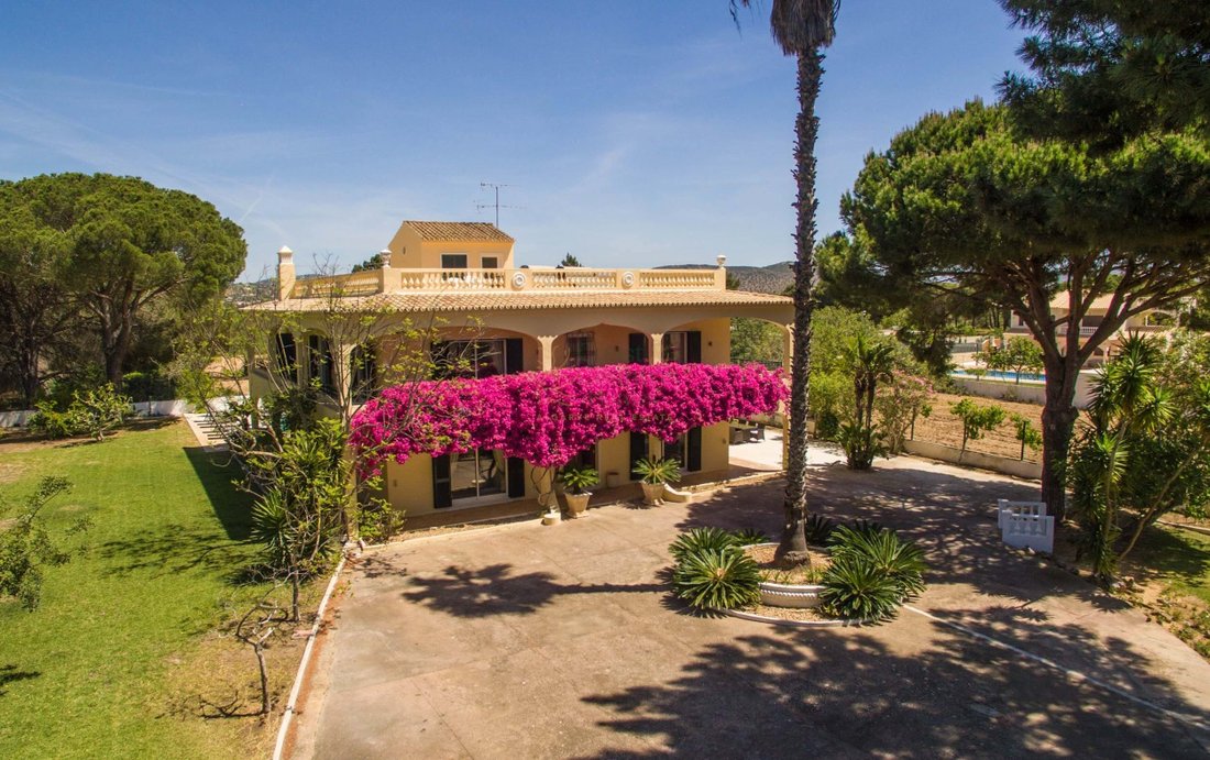 Villa in Vilamoura, Quarteira, Algarve 1 - 13106775