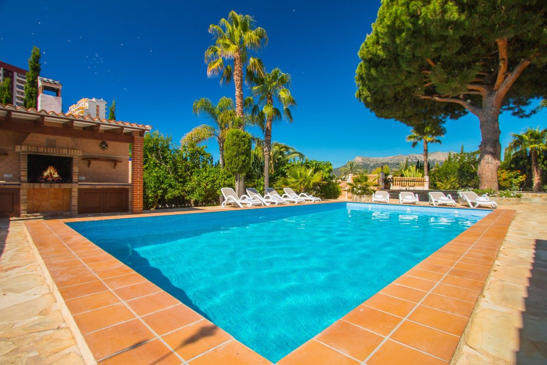 Villa in Calp / Calpe, Valencian Community, Spain 3 - 12834478