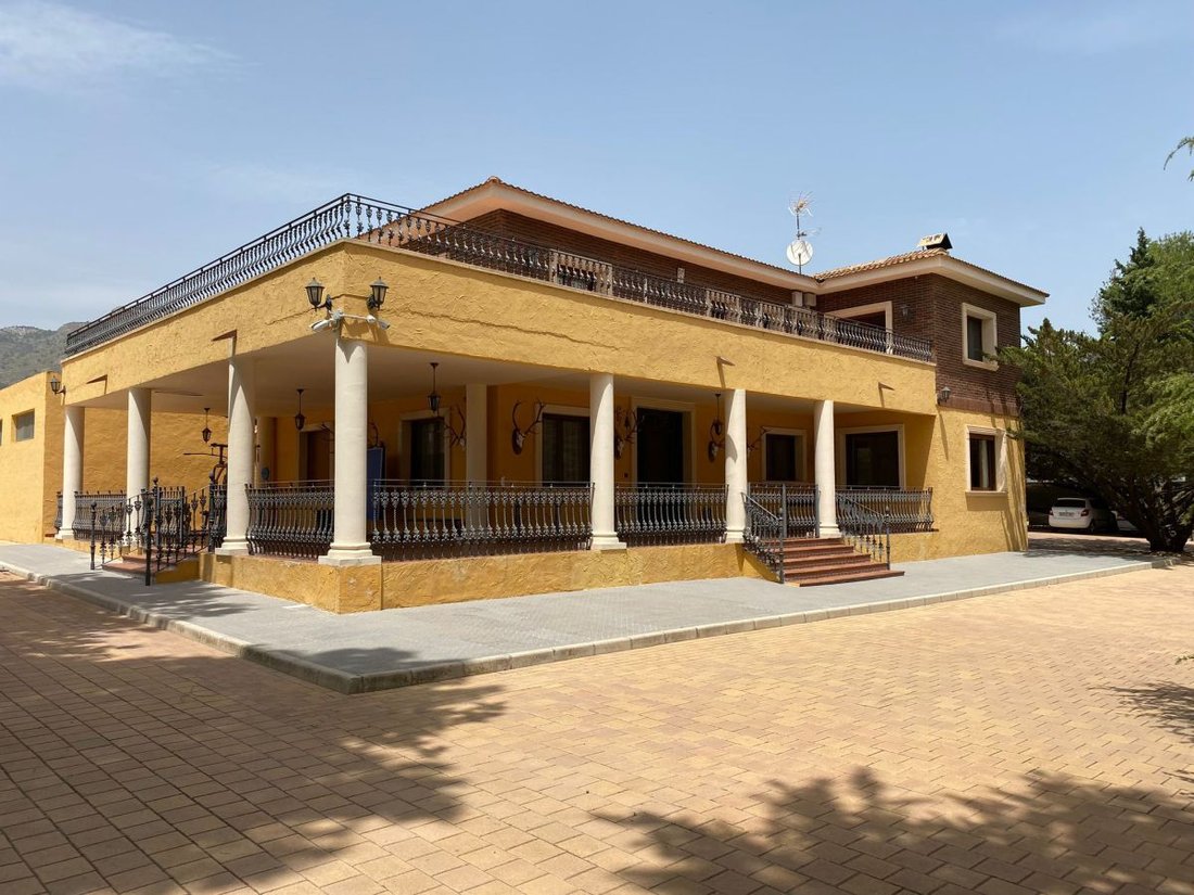 Chalet in Salinas, Valencian Community, Spain 4 - 13108064