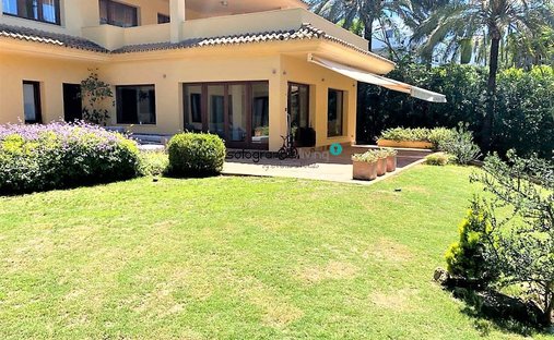 Villa a Sotogrande, San Roque, Andalusia 1