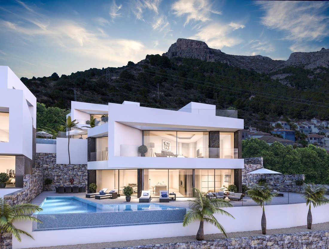 Villa in Calp / Calpe, Valencian Community, Spain 3 - 13111567