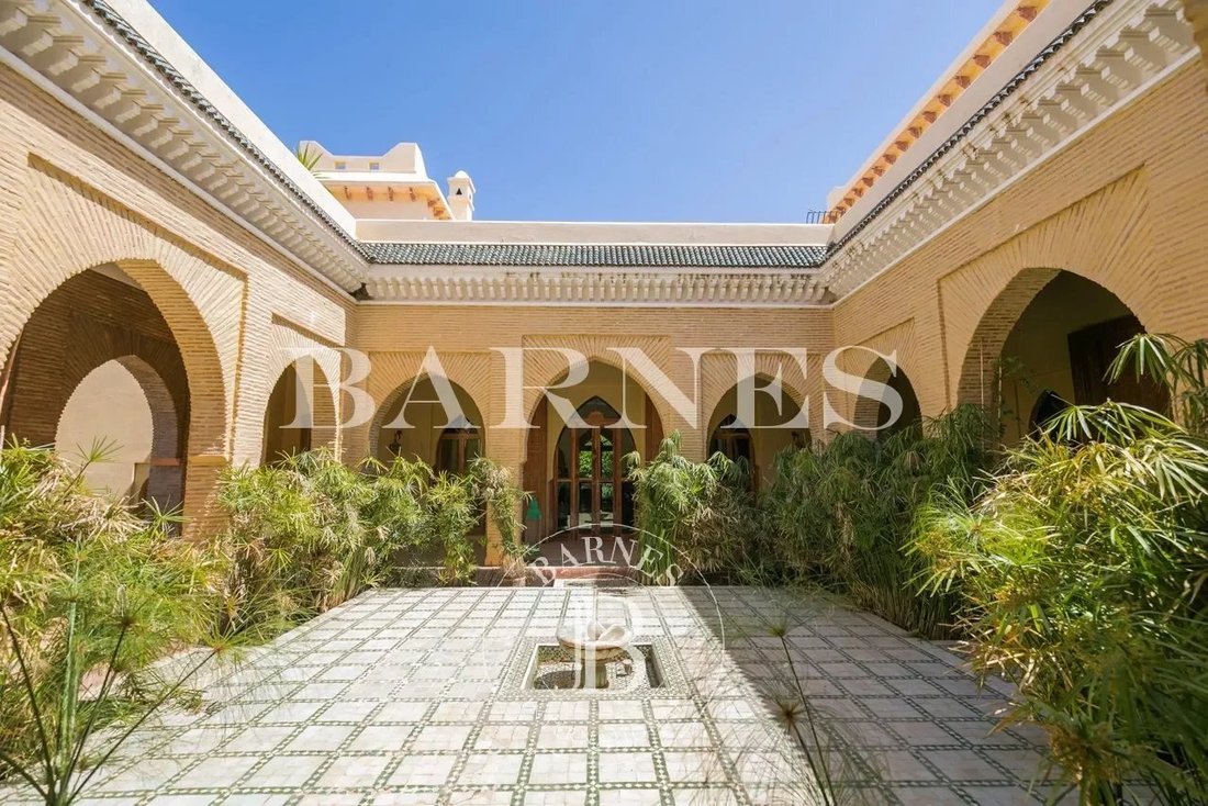 Villa in Menara, Marrakesh-Safi, Morocco 1 - 12086892