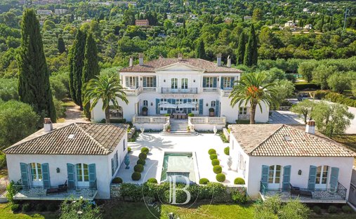 House in Grasse, Provence-Alpes-Côte d'Azur, France 1