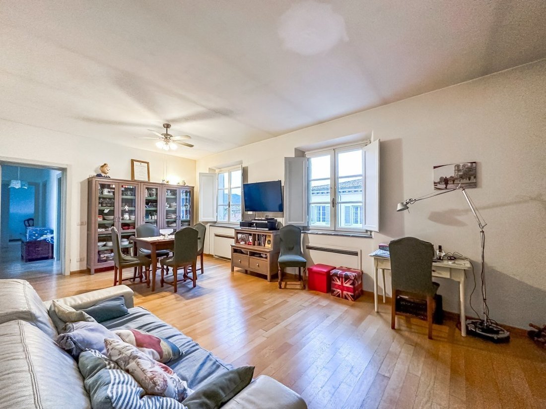 Apartment 3 Bedrooms On Sale Lucca (Lu) , Centro In Lucca, Tuscany
