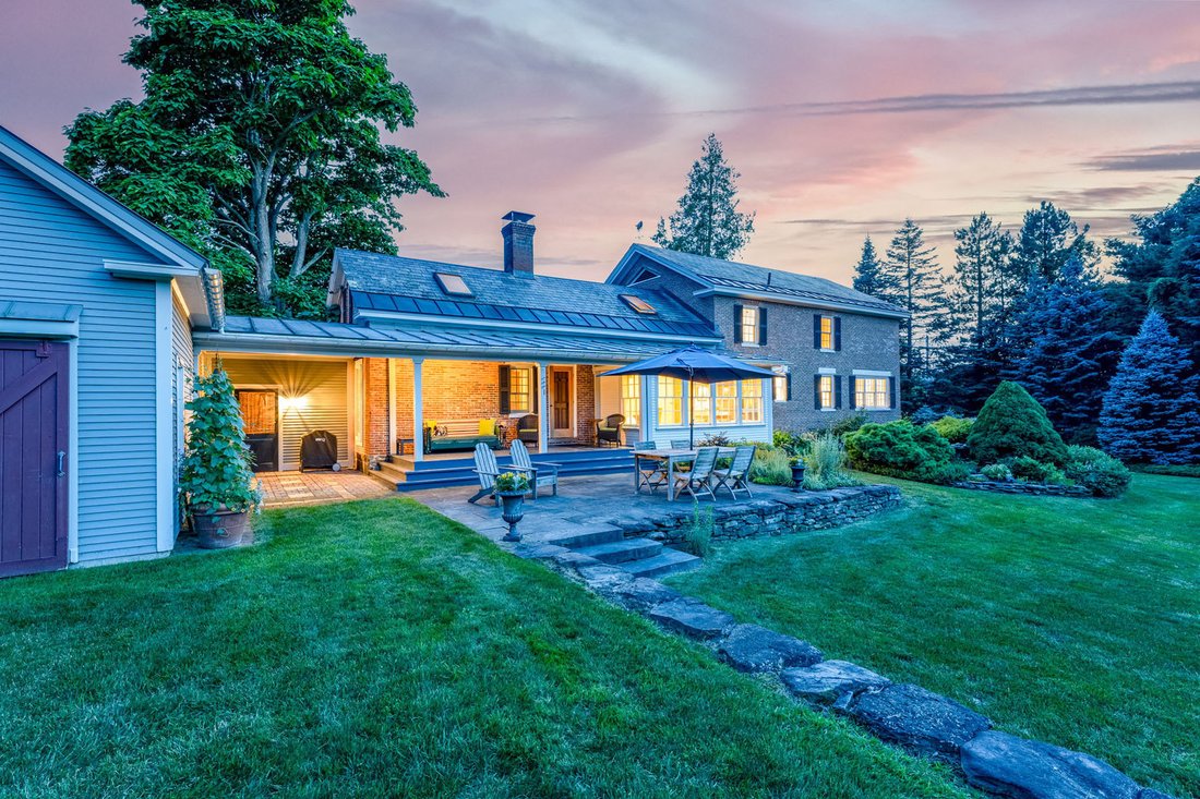 The Hiram Phelps House In Williston, Vermont, United States For Sale
