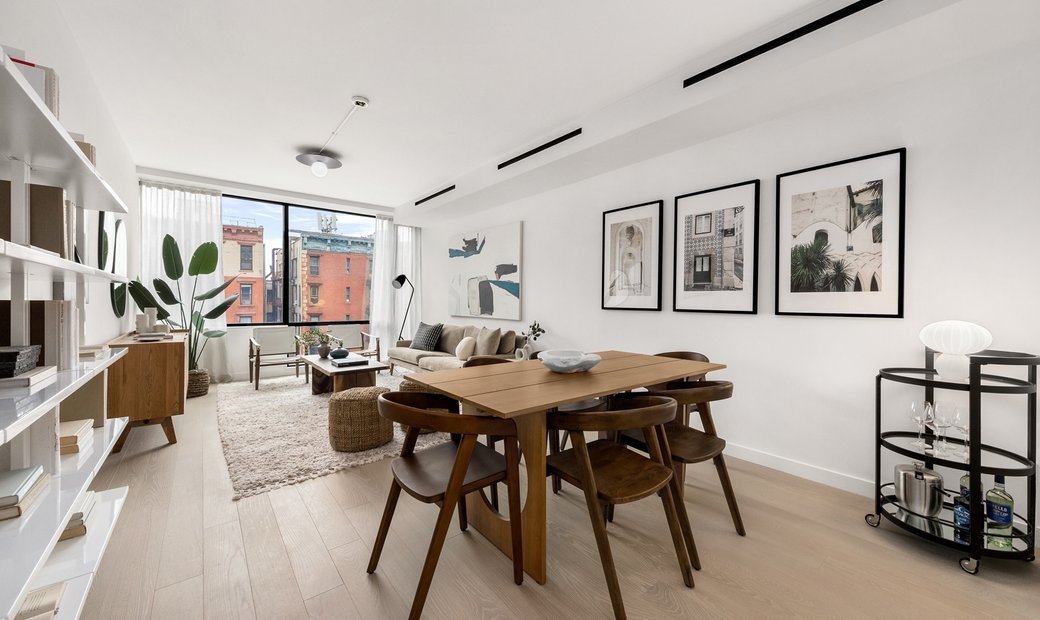 Full Service New Development 1 Bed + Home In New York, New York, United ...