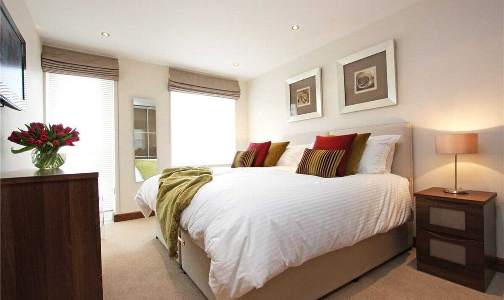 Kingston House South, Ennismore Gardens Sw7 In London, England, United