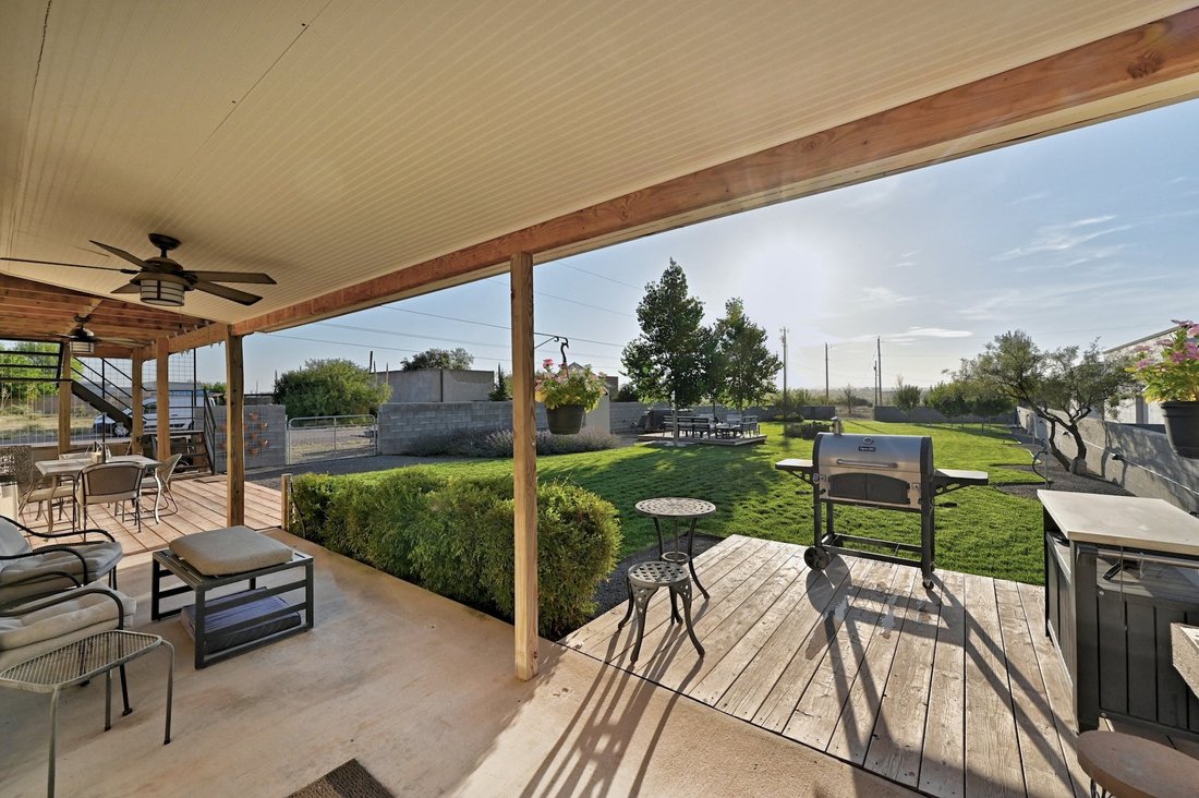 House in Marfa, Texas, United States 3 - 13116039