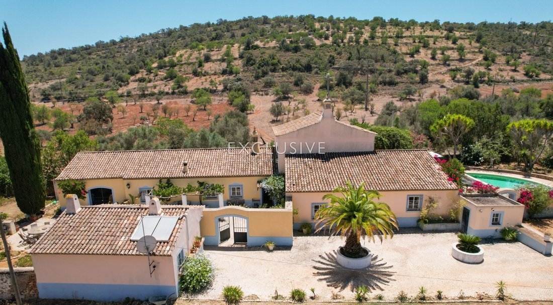 Charming 5 Bedroom "Quinta" For Sale Paderne, In Albufeira, Algarve