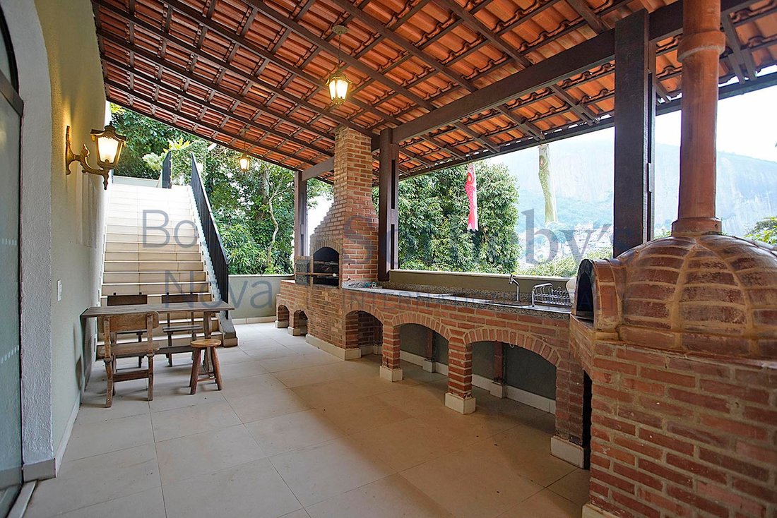 Exclusive House In A Gated In Rio De Janeiro, State Of Rio De Janeiro, Brazil For Sale (13120576)