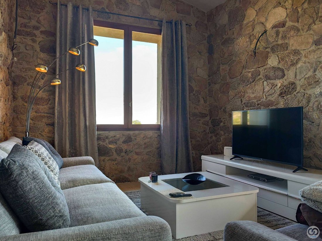 25 Acre Property With House In Girona, Catalonia, Spain For Sale (13120624)