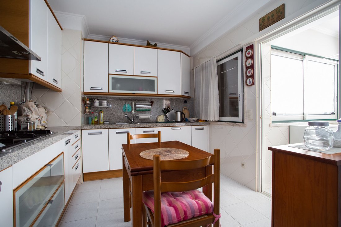 Apartamento T2 Em Telheiras In Lisbon, Lisbon, Portugal For Sale (13121693)