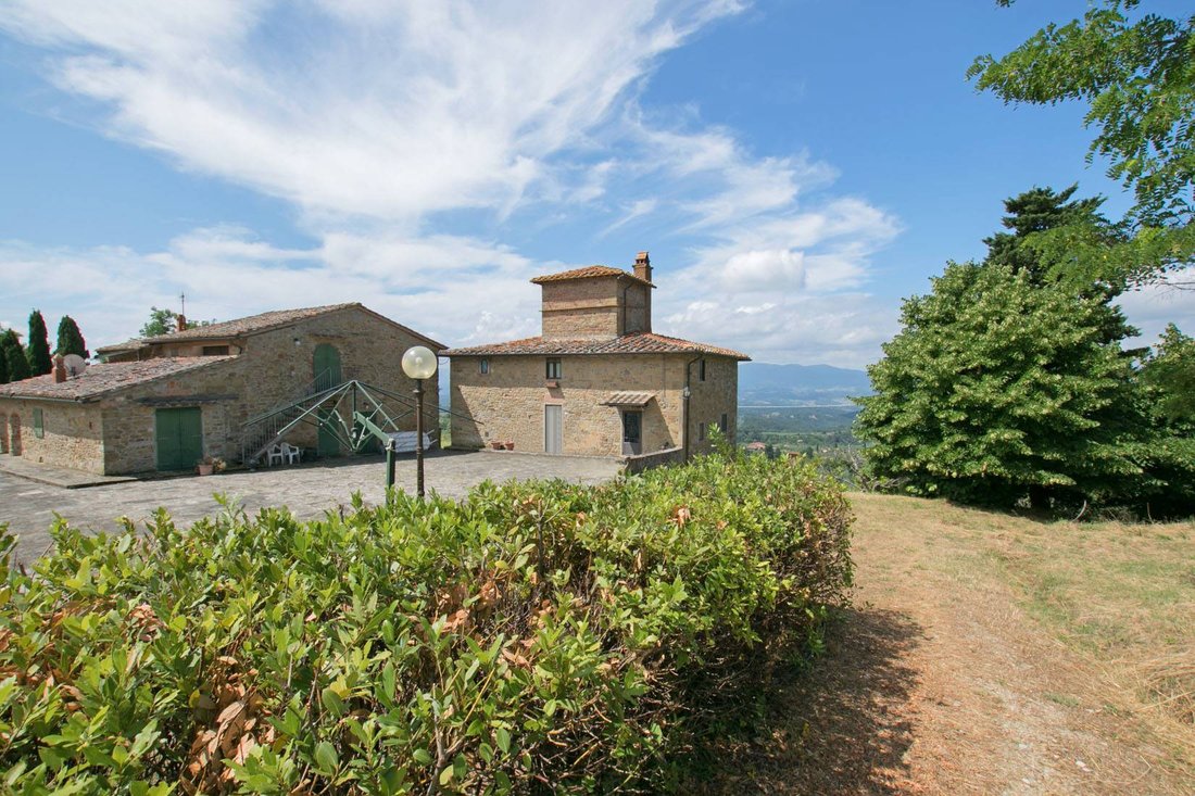 Country House in Borgo a Cascia, Reggello, Tuscany 1 - 13121777