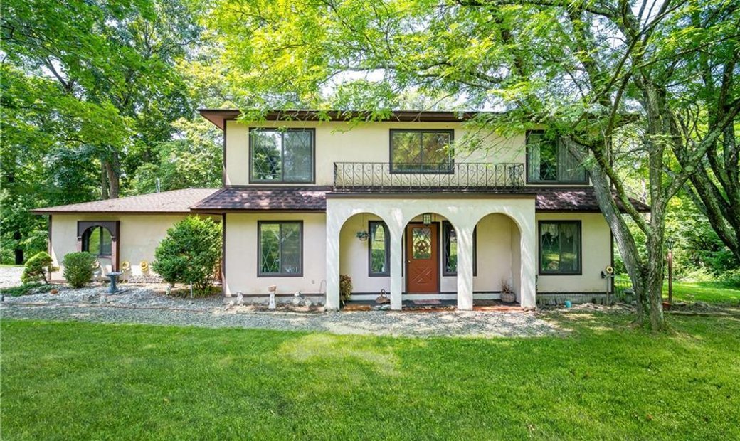 370 Sunset Hill Road E, Fishkill, Ny 12524 In Fishkill, New York