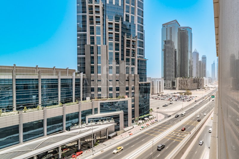 Business Bay, Dubai, United Arab Emirates 1 - 13120433