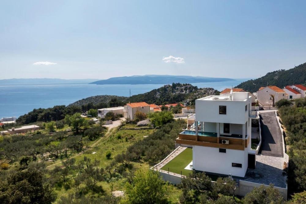 Villa in Makarska, Split-Dalmatia County, Croatia 2 - 13125109