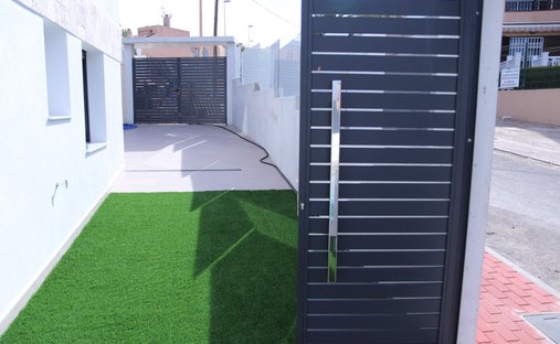 Villa en Torrevieja, Comunidad Valenciana, España 1