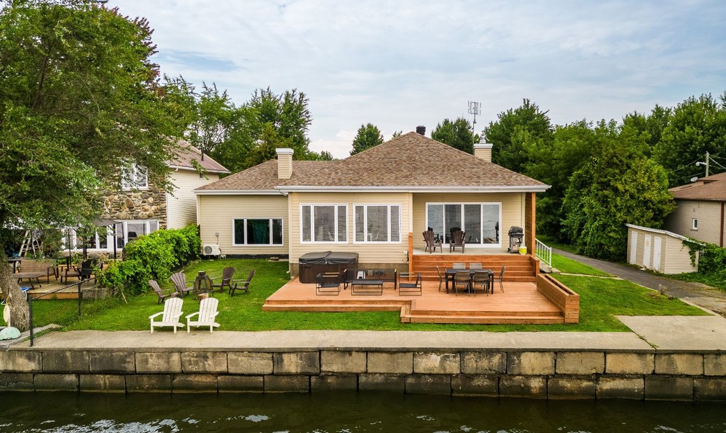 Venise En Québec, Qc In Venise En Québec, Quebec, Canada For Sale