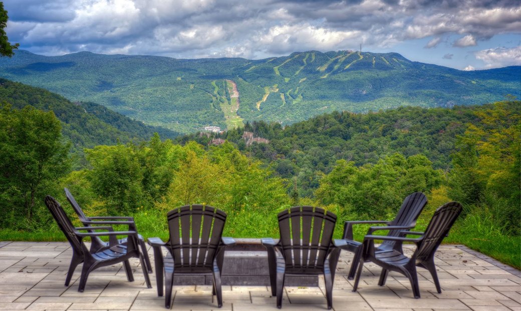 Lac Desmarais Prestigious In Private In Mont Tremblant, Quebec
