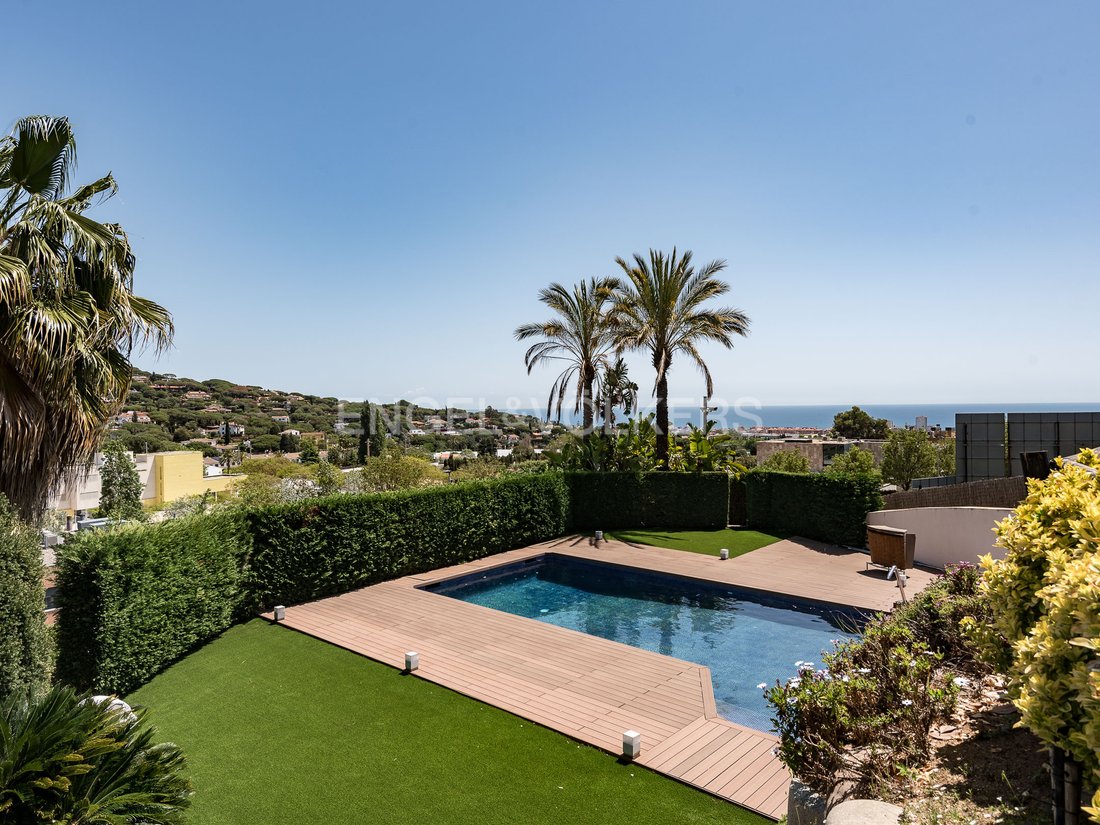 Extraordinary Luxury Villa In Cabrils, Catalonia, Spain For Sale (13127701)