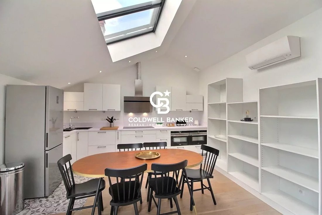 Bordeaux Apartment In Bordeaux, Nouvelle Aquitaine, France For Sale (13128762)