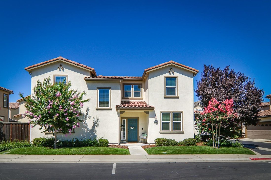 House in Fair Oaks, California, United States 1 - 13124806