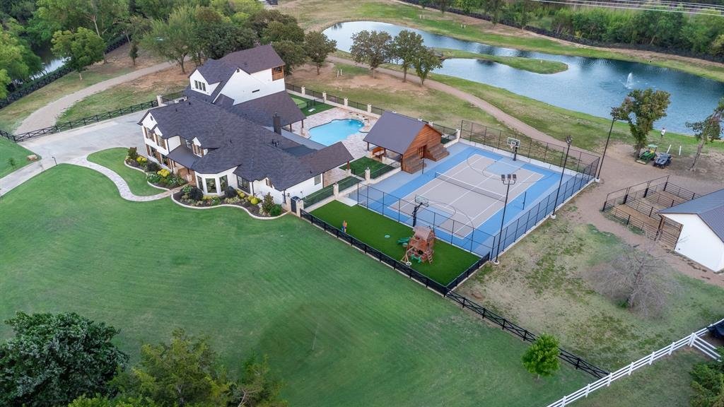 8 Bedrooms Single Family Detached In Copper Canyon, Texas, United States For Sale (13127663)