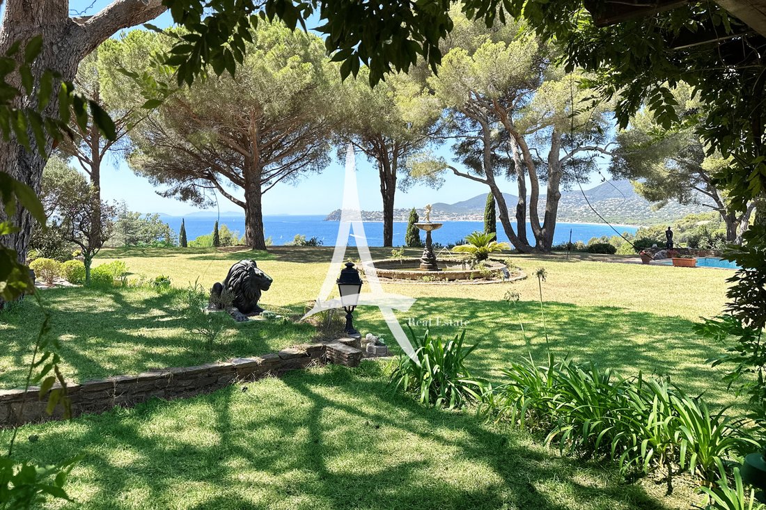 Rare Late 18th Century In La Croix Valmer, Provence Alpes Côte D'azur