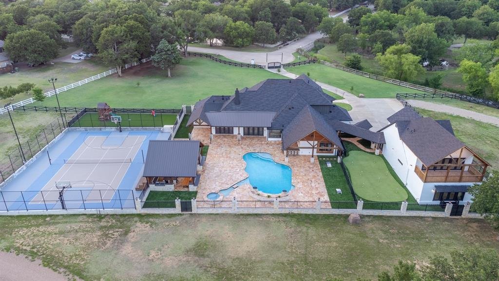 8 Bedrooms Single Family Detached In Copper Canyon, Texas, United States For Sale (13127663)