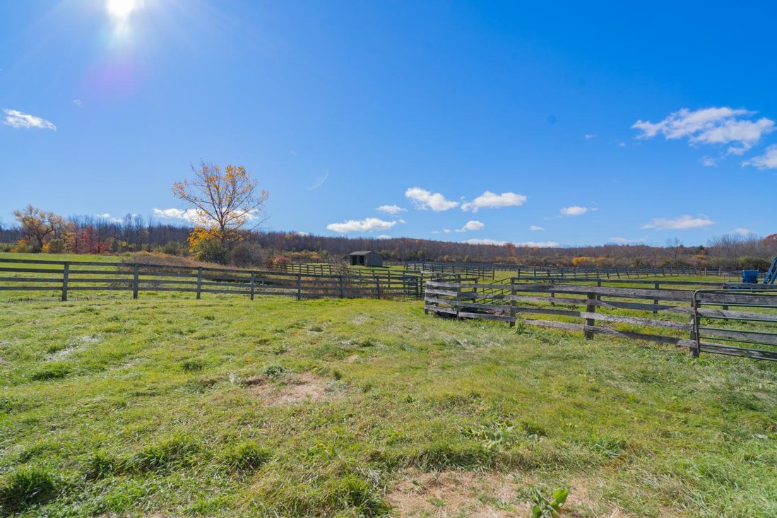 95 W Wind Road In Delanson, New York, United States For Sale (13126030)